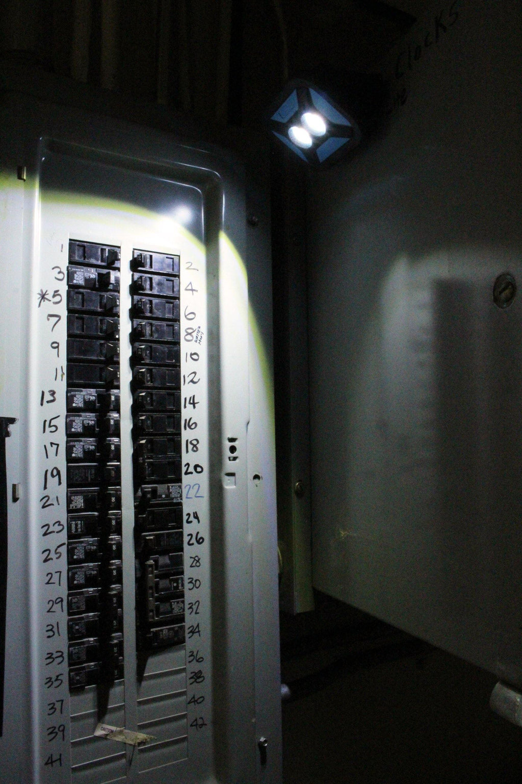 10W Rechargeable LED Work Light - Boxer Tools